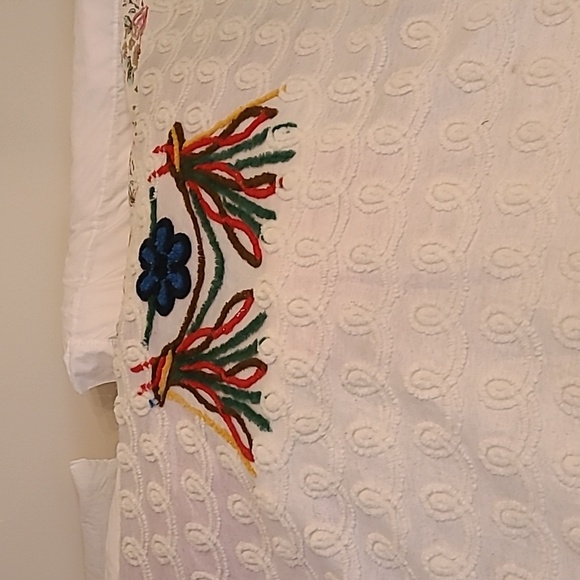 Vintage MCM Double Peacock Chenille style bedspread, very minor damage. - Picture 4 of 12